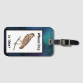 hoenders met een tas van dit Paarse galaxiaal Bagagelabel (Voorkant (horizontaal))