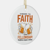 Hoera voor Faith & Fellowship - Oktoberfest T-shir Keramisch Ornament (Rechts)
