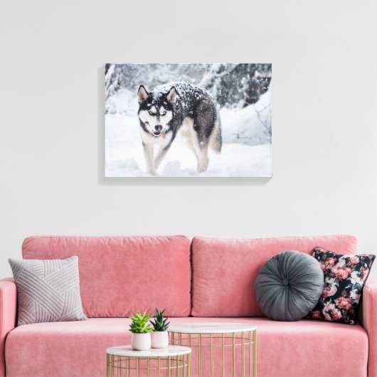 Hoesje in de sneeuw canvas afdruk (Insitu (Woonkamer))