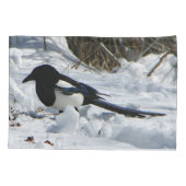 Hoesje van de zwarte Rocky Mountain Magpie pillow Kussensloop (Achterkant)