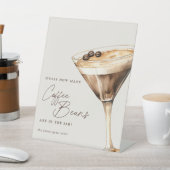 Hoeveel koffiebonen Espresso Martini Douche Reclamebord Met Voetstuk (Insitu)