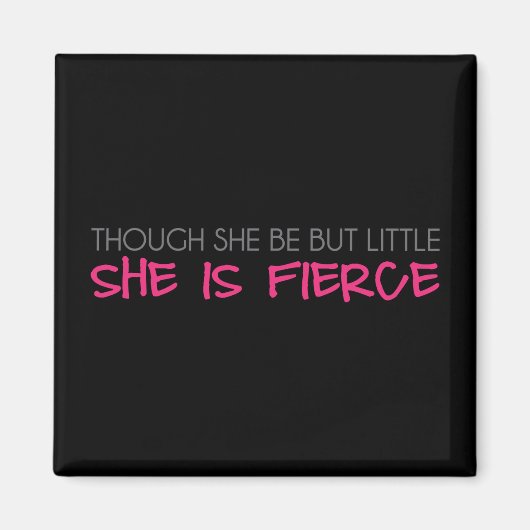 Hoewel ze maar klein is, is ze brutaal magneet (Voorkant)