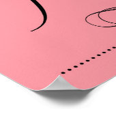 Hoewel ze maar klein is, is ze fel gedrukt, roze poster (Hoek)