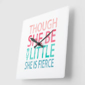 Hoewel Ze Maar Klein Is Is Ze Fel Vierkante Klok (Hoek)