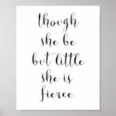 Hoewel ze maar klein is, is ze hevig poster (Voorkant)