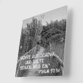 Hoffe auf Jehova .... Vierkante Klok (Hoek)