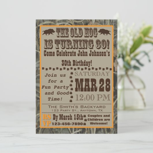 Hog Hunting 30th Birthday Invitation with Camo Kaart (Staand voorkant)