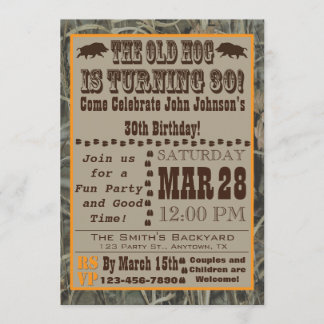 Hog Hunting 30th Birthday Invitation with Camo Kaart