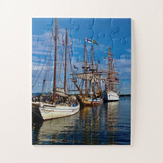 Hoge schepen in historische haven legpuzzel (Verticaal)