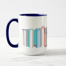 Hoge stapel boeken mok