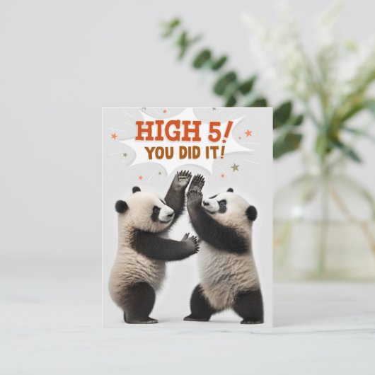 Hoge vijf panda's die je hebt gemaakt, feliciteren feestdagenkaart (Staand voorkant)