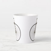 Hoge Wiel Antieke Fiets Latte Mok (Voorkant)