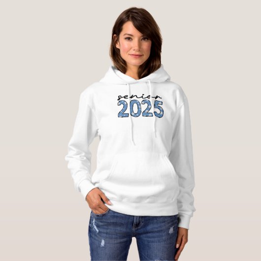 Hoger 2025 hoodie (Voorkant volledig)