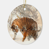 Hoger gezin in de winter keramisch ornament (Links)