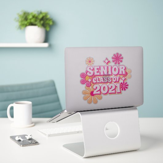 Hogere klasse van 2021 Afstuderen Sticker (Laptop op bureau)
