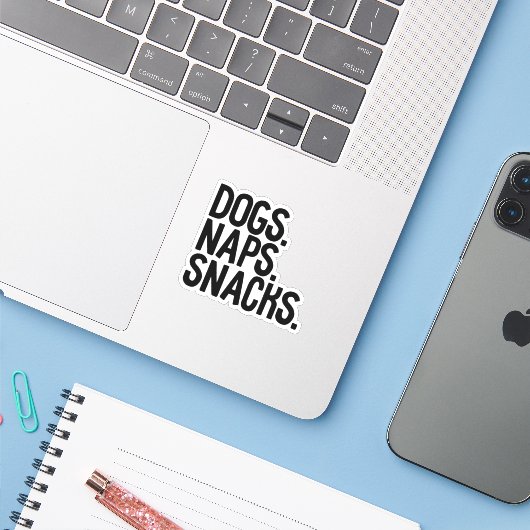 Hogs Naps Snacks Sticker (Laptop met iPhone)