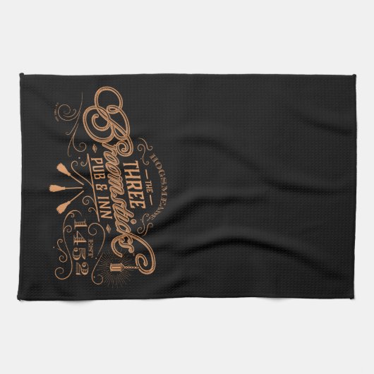 HOGSMEADE™ THE THREE BROOMSTICKS™ Pub & Inn Theedoek (Horizontaal)