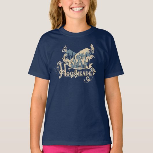 HOGSMEADE™ Vintage Village Graphic T-shirt (Voorkant)