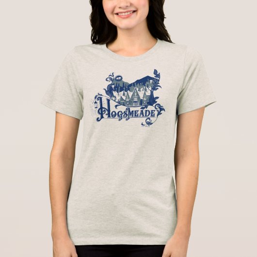 HOGSMEADE™ Vintage Village Graphic Tri-Blend Shirt (Voorkant)