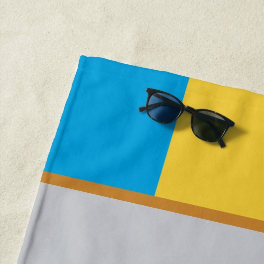 HOGWARTS™ Castle Crest House Pride Badge Strandlaken (In situ)