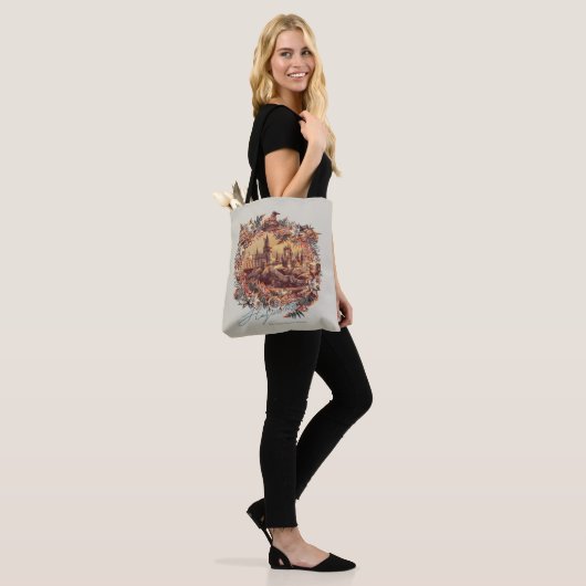 HOGWARTS™ CASTLE Floral Graphic Tote Bag (Op model)