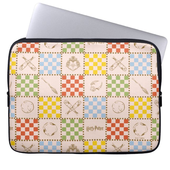 HOGWARTS™ QUIDDITCH™ Team Checker Patroon Laptop Sleeve (Voorkant)