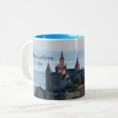 Hohenzollern Castle Hechingen Duitsland Tweekleurige Koffiemok (Voorkant links)