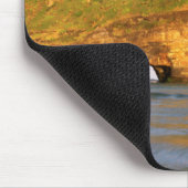 Hol in de muur aan de wilde kust muismat (Hoek)