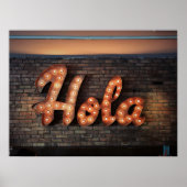 "Hola" Aanmelden bij Brick Wall Poster (Voorkant)
