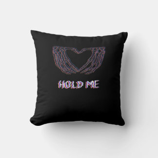 Hold Me Classic - Skeleton Hand Heart Kussen