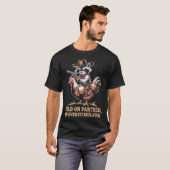 Hold On Partner Ik ben overprikkeld Cowboy Racoon T-shirt (Voorkant volledig)