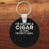 Holding Cigar Smoker Humidor Tobacco Cigars Lover Sleutelhanger (Voorkant)