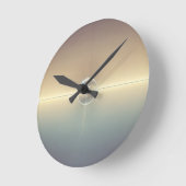 Holding The Line Ronde Klok (Hoek)