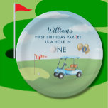 Hole in One Boy Golf Par-t-shirt 1e Verjaardag Papieren Bordje<br><div class="desc">U zult zo genieten van dit charmante en unieke papieren bord - met die prachtige golfkar en gouden en blauwe ballonnen - aangevuld met zijn scriptnaam. Alle ontwerpvragen sturen gewoon een chat of een e-mail naar charmdesignstudio@rcn.com en we helpen u graag verder.</div>