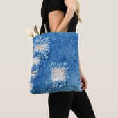 Hole op Denim Jeans. Ripped Destroyed Torn Blue je Tote Bag (Dichtbij)