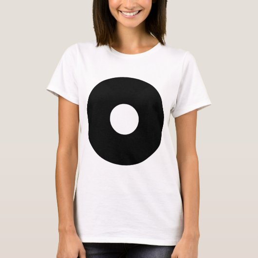 Holed Circle 02 T-shirt (Voorkant)