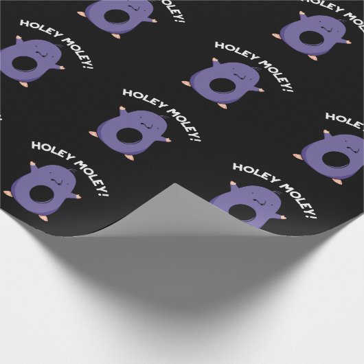 Holey Moley Funny Mole Pun Dark BG Cadeaupapier (Hoek)