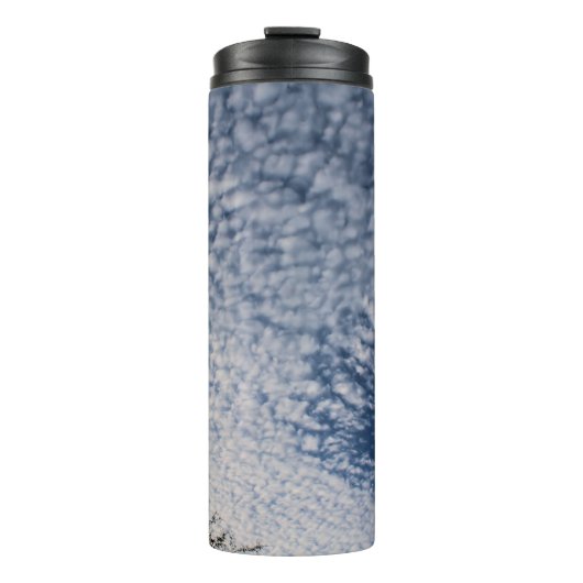 Holeywolken in zonsopgang thermosbeker (Voorkant)