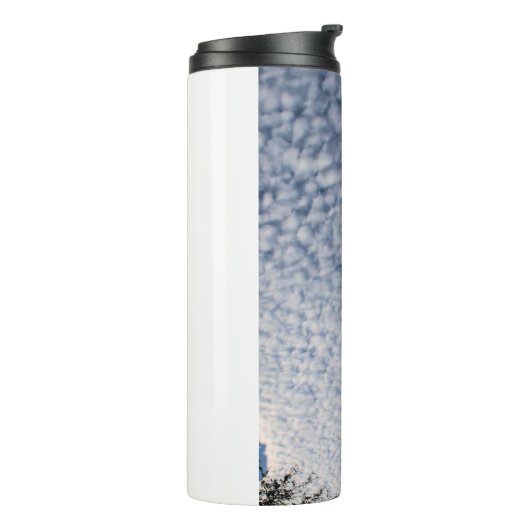 Holeywolken in zonsopgang thermosbeker (Gedraaid links)