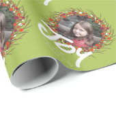 Holiday Berry Wreath met Joy en Custom Family Cadeaupapier