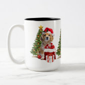 Holiday Christmas Dog with Santa Hat Tweekleurige Koffiemok (Links)