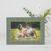 Holiday Elegant Green Snowflake Classic 1 Foto Feestdagenkaart (Staand voorkant)
