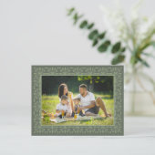 Holiday Elegant Green Snowflake Classic 1 Foto Feestdagenkaart (Staand voorkant)