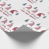 Holiday Gnomies Gnomes in het sneeuwontwerp Cadeaupapier (Hoek)