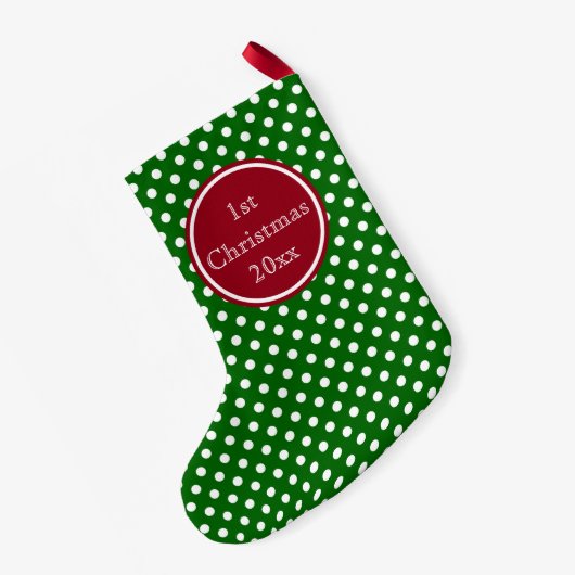 Holiday Green en Red Polka Dot Monogram Kleine Kerstsok (Achterkant (Hangend))