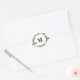 Holiday Greenery & Berry Initiaal Envelope Seal Ronde Sticker
