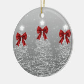 Holiday Greetings Silver Christmas Trees Red Bows Keramisch Ornament (Links)