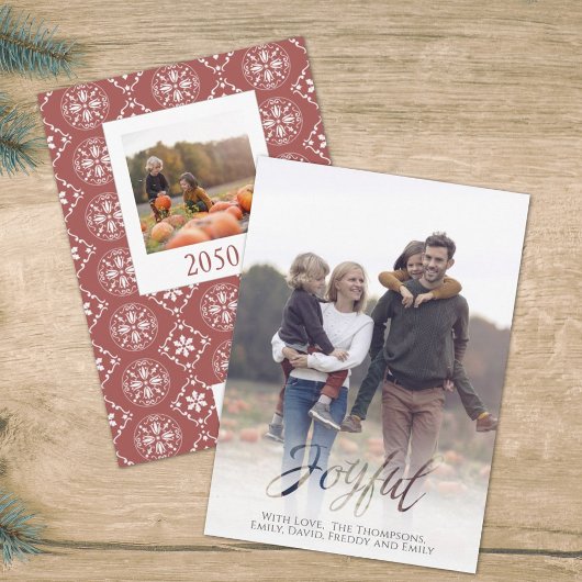 Holiday Joyful Script Red Winter Snowflake 1 Foto Feestdagenkaart