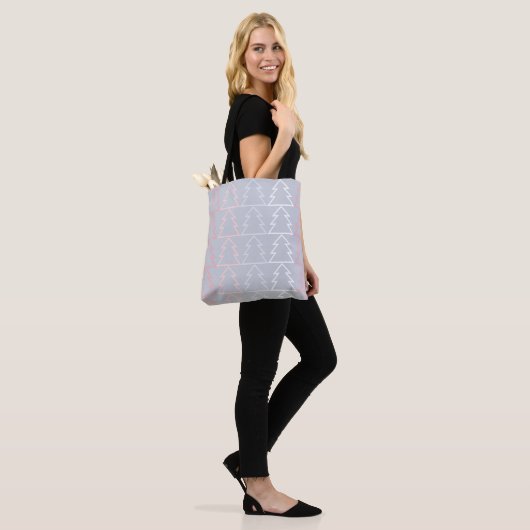 Holiday Pink Grey kerstbomen Modern Tote Bag (Op model)