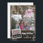 Holiday Rustic Wood en Vine Foto en Logo Feestdagenkaart<br><div class="desc">Rustic Wood Achtergrond met schattige handgetekende wijnstokken,  drie foto's met een wenskaart voor kerstmis. Alle tekst kan worden aangepast. De foto en de logo uploaden optie. prettige feestdagen van uw kantoor,  bedrijfsnaam of individuele bedrijfseigenaar.</div>